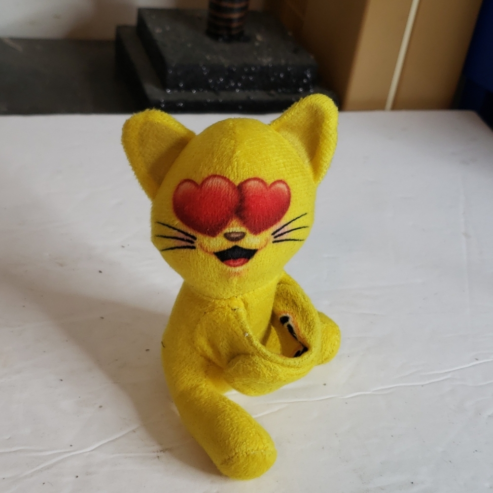 🖤5/$12 Kipp Brothers Cat Slap Bracelet Plush